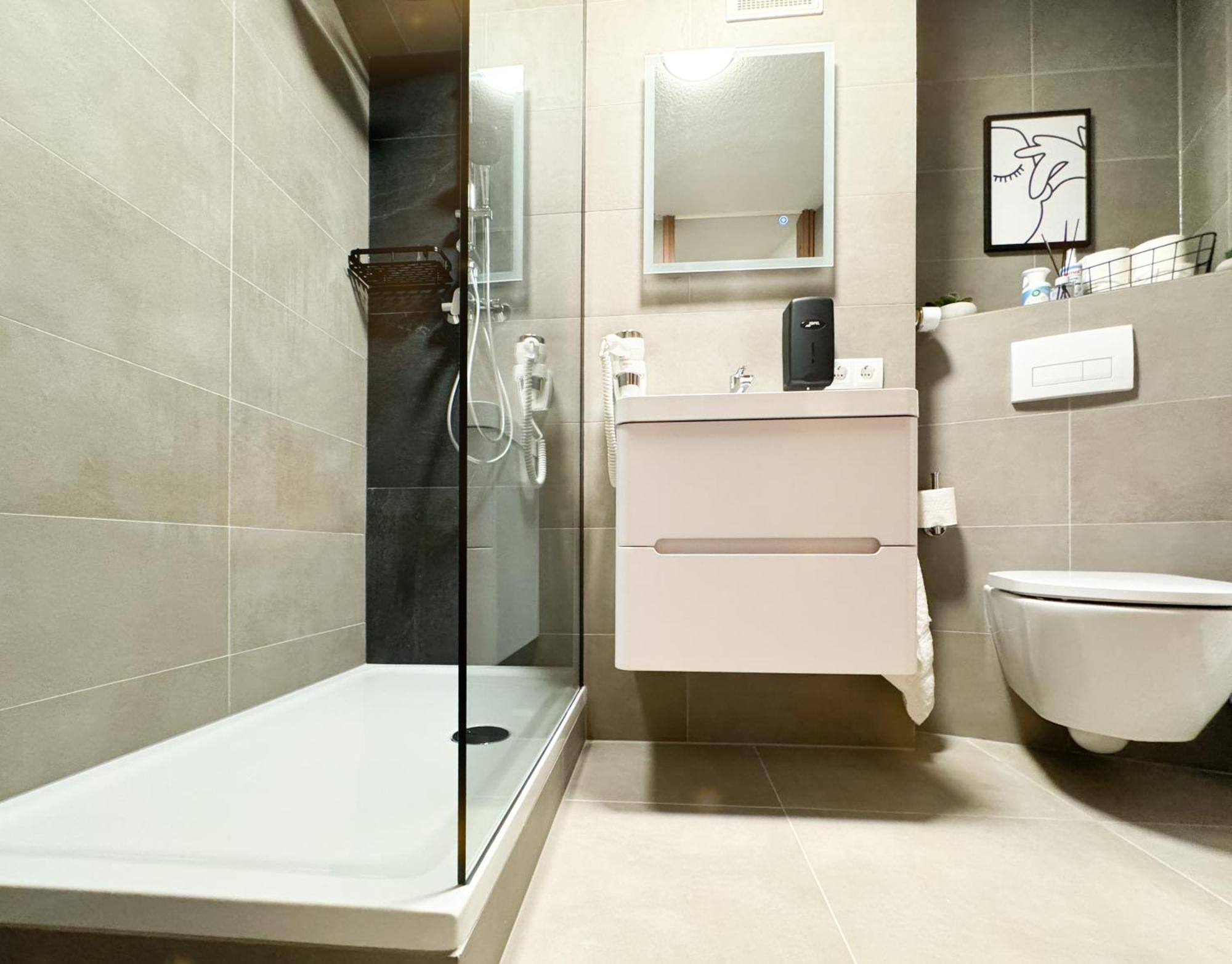 Modern Living In Karlsruhe - Frieden Apartments Zewnętrze zdjęcie